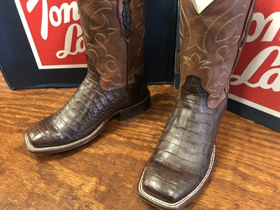 caiman roper boots