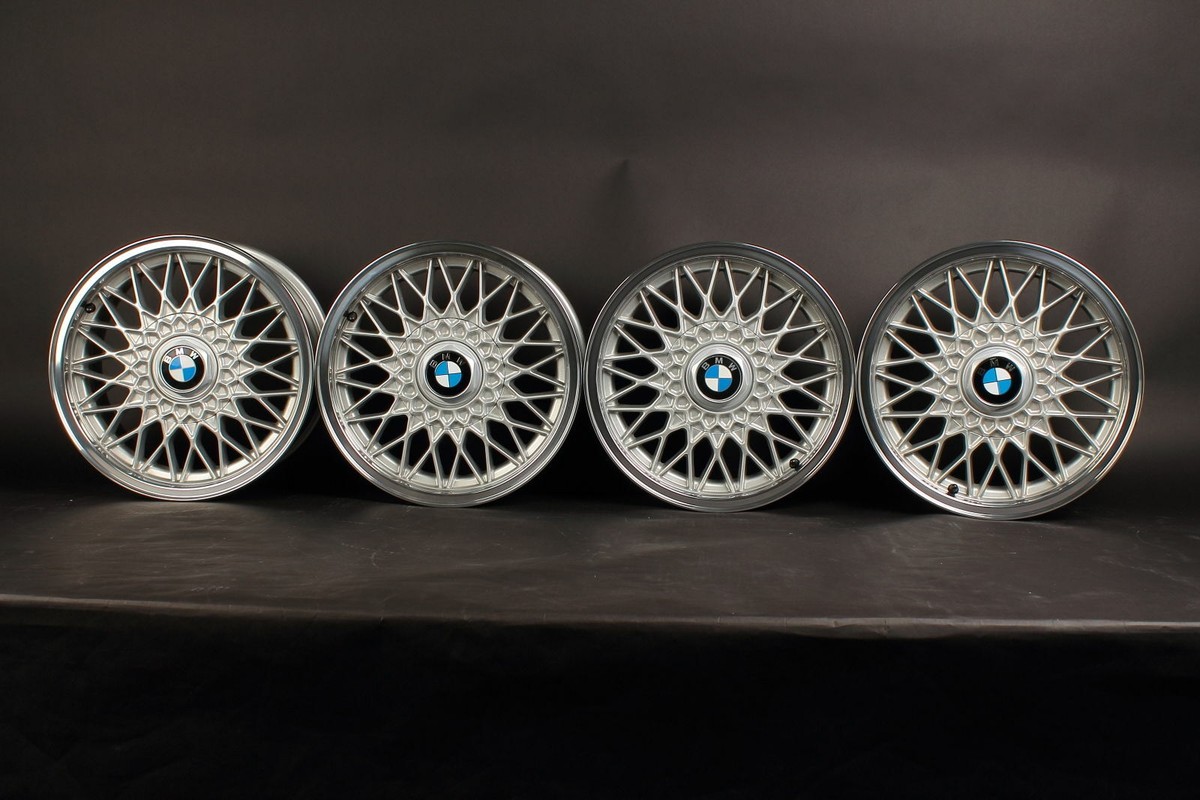 BBS 15インチ メッシュホイール 純正E30 M3 BBS BMW Genuine E30 M3 BBS 15
