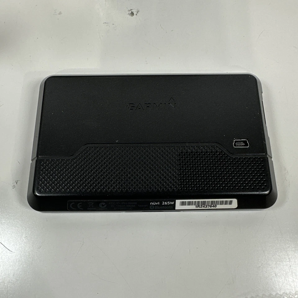 Garmin nüvi nuvi 265WT Automotive 4.3-In Bluetooth Portable GPS Navigator Works - Image 3 of 4