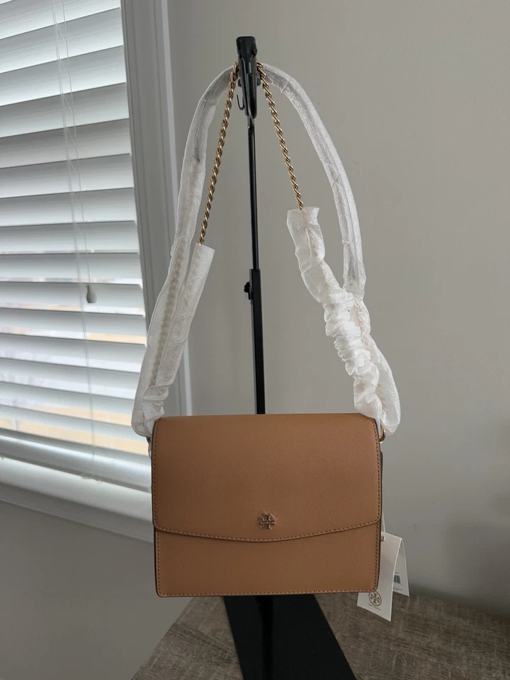 Bolsa de ombro ajustável cardamomo Tory Burch Emerson envelope nova com etiquetas - Imagem 4 de 4