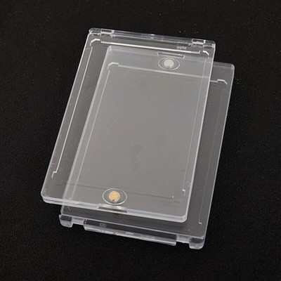 1 ULTRA-PRO ONE-TOUCH Magnetic 35PT UV Protected Card Holders as picture in