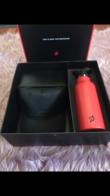 Peloton Water Bottle and Peloton Hat Gift set Peloton Studios Chug Bottle – Peloton Apparel US main image 2