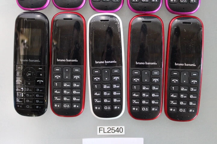 10x Bruno Banani Design Telefon *defekt* (FL2540-R65) - Bild 2 von 4
