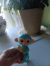 Vintage Fingerlings Monkey -Quincy-Teal Interactive Baby Pet - Works Well 