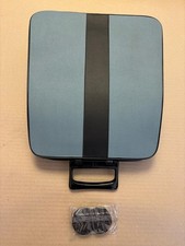 Macchina da scrivere Olivetti Lettera 22 cartella