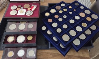 Alte Münzen Medaillen u.s.w. Silber?