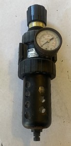Parker 07E32A13AC Pneumatic Air Filter Regulator 150 PSI 1/2”