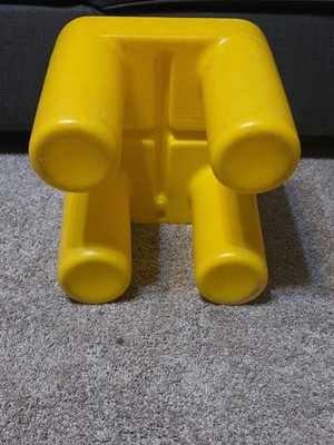 LITTLE TIKES CHILDS SIZE YELLOW CHUNKY CHAIR | eBay