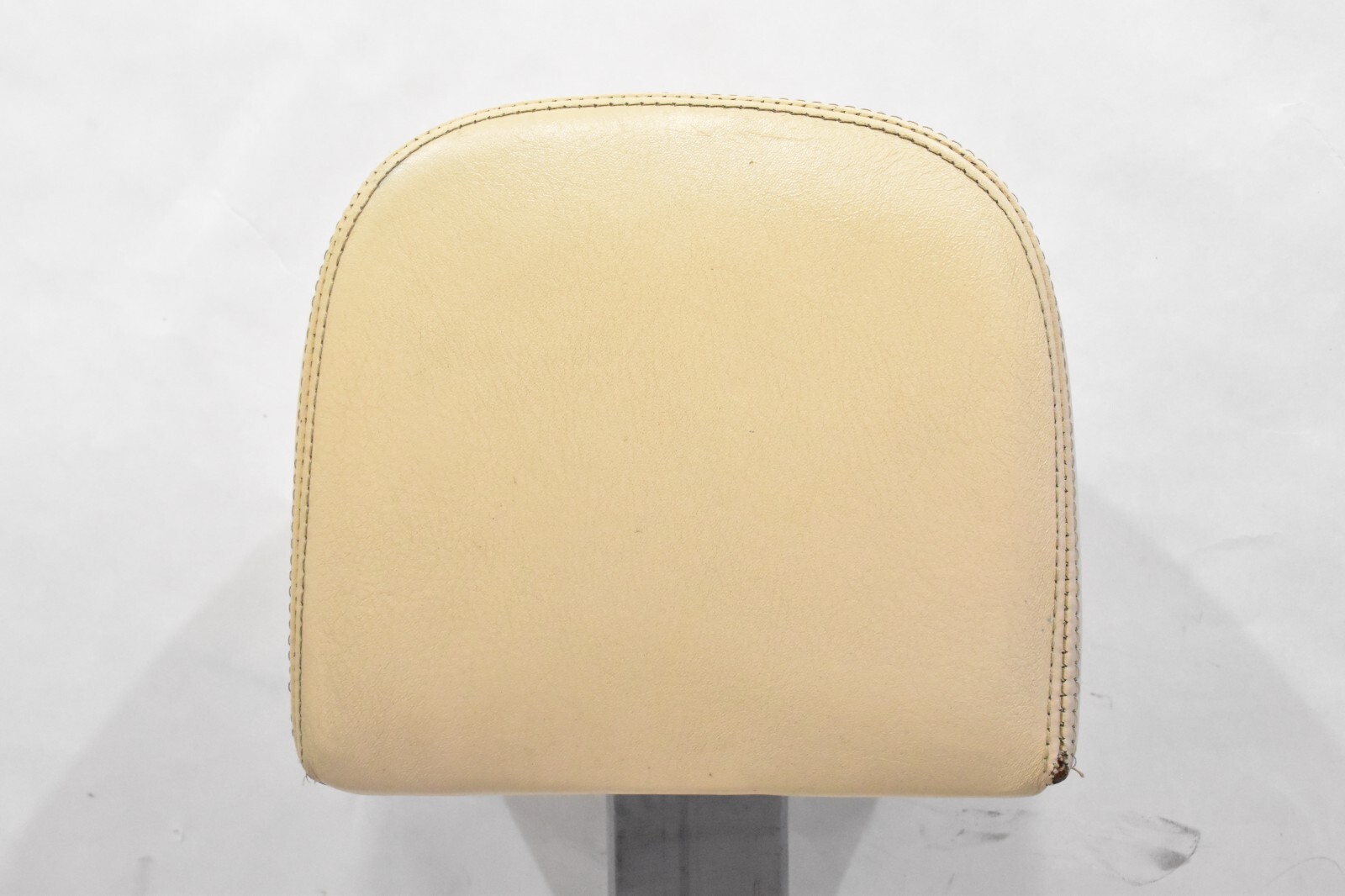 77-79 Rolls Royce Silver Shadow II Left or Right Leather Head Rest Beige OEM