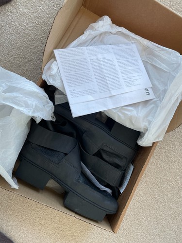TRIPPEN German Designer Black Leather Boots-size 41/10 NEW IN BOX - Picture 19 of 24
