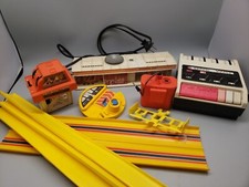 Vintage 1970s  Hot Wheels Buildings, accessor...