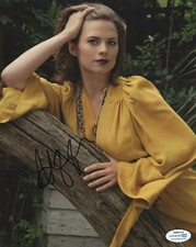 Hayley Atwell Sexy Autographed Signed 8x10 Photo ACOA