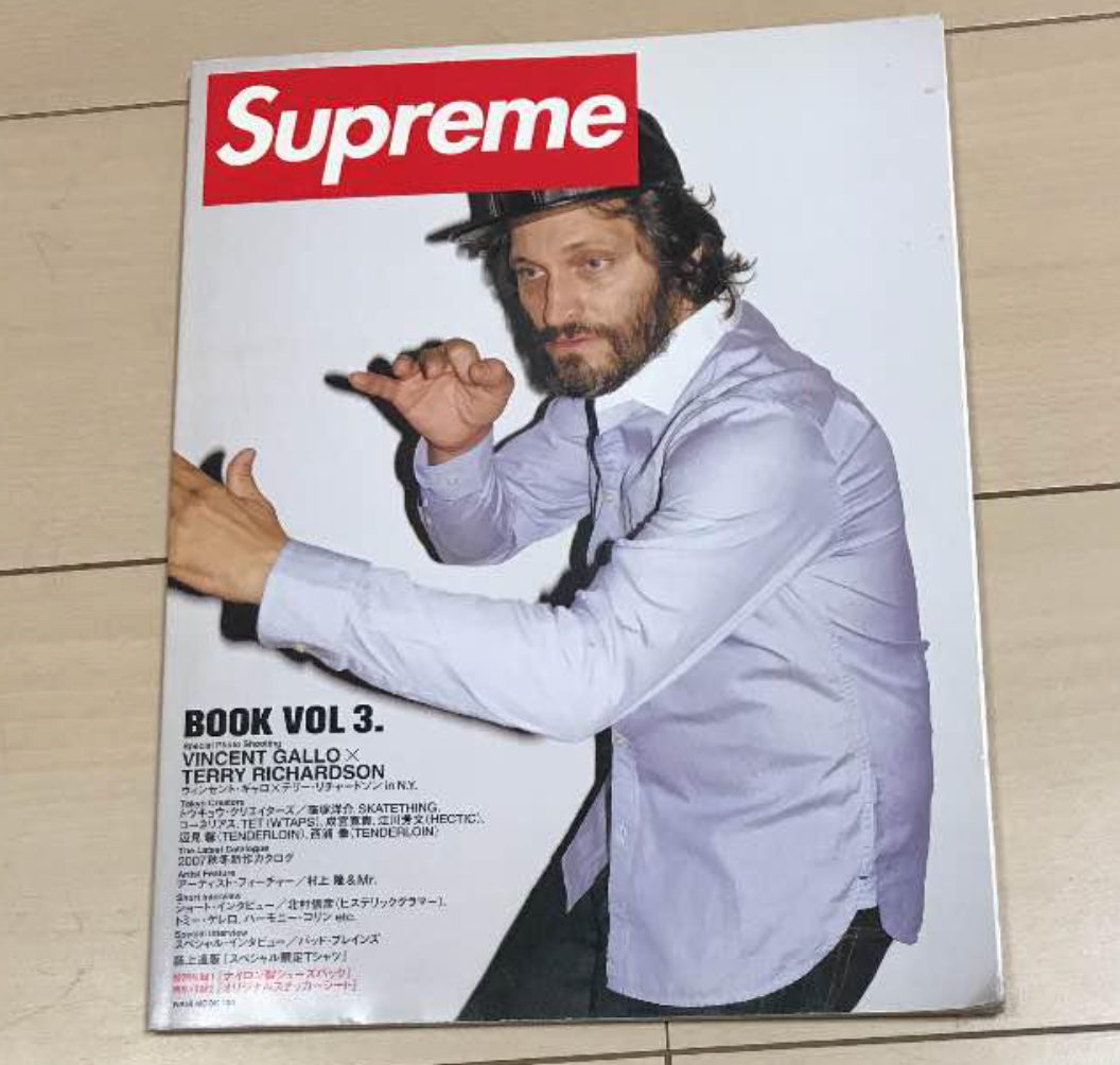 Supreme Book Vol.3 Collection No appendix is included Supreme Book Vol.3 Collection No appendix is included
