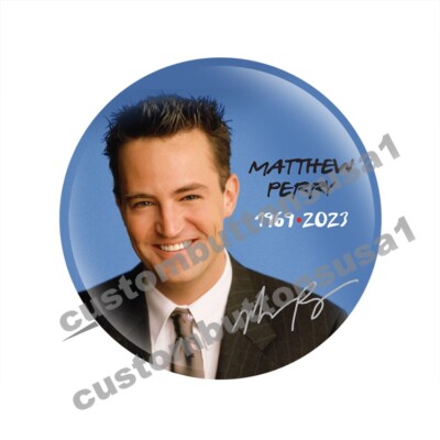 MATTHEW PERRY BUTTON - FRIENDS PINBACK - CHANDLER BING ACTOR - TV SHOW