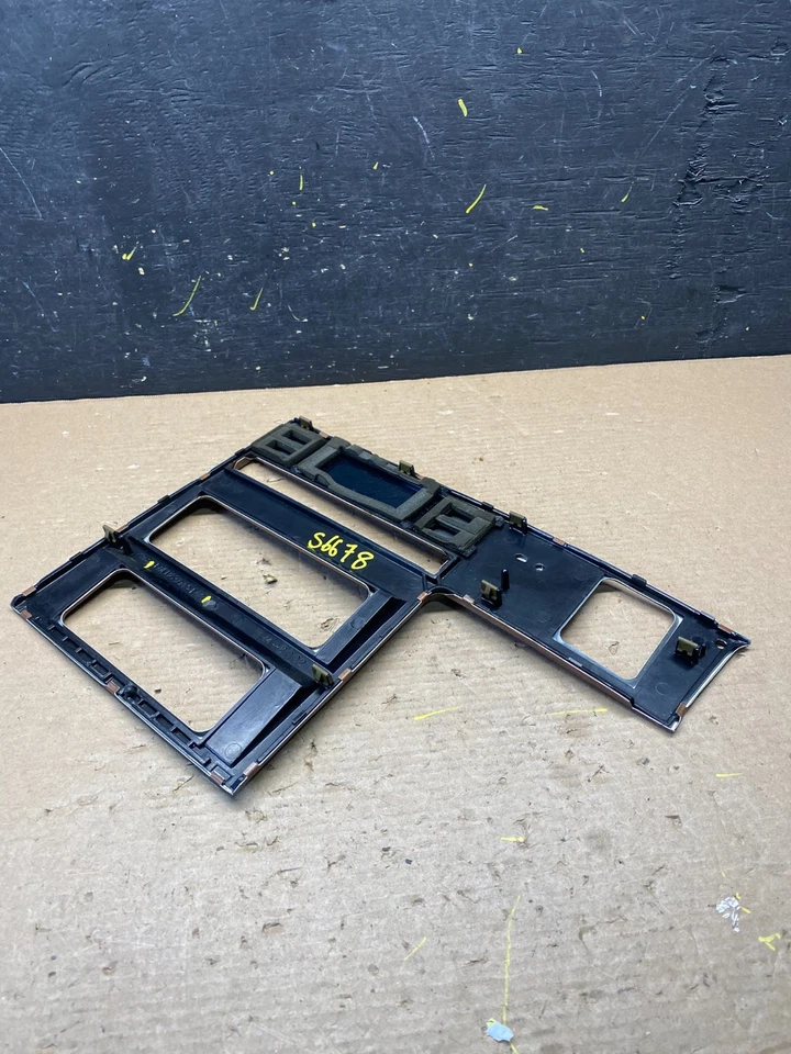 1984-1986 Lincoln Mark VII painel de controle climático central frontal acabamento moldura S6678 D - Imagem 4 de 4