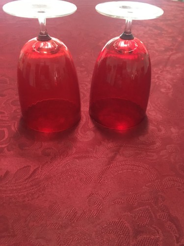 TWO (2) LENOX HOLIDAY OPTIC RED 12 OZ GLASS PEDESTAL FOOT TUMBLERS 3.5" X 6" - Picture 8 of 10