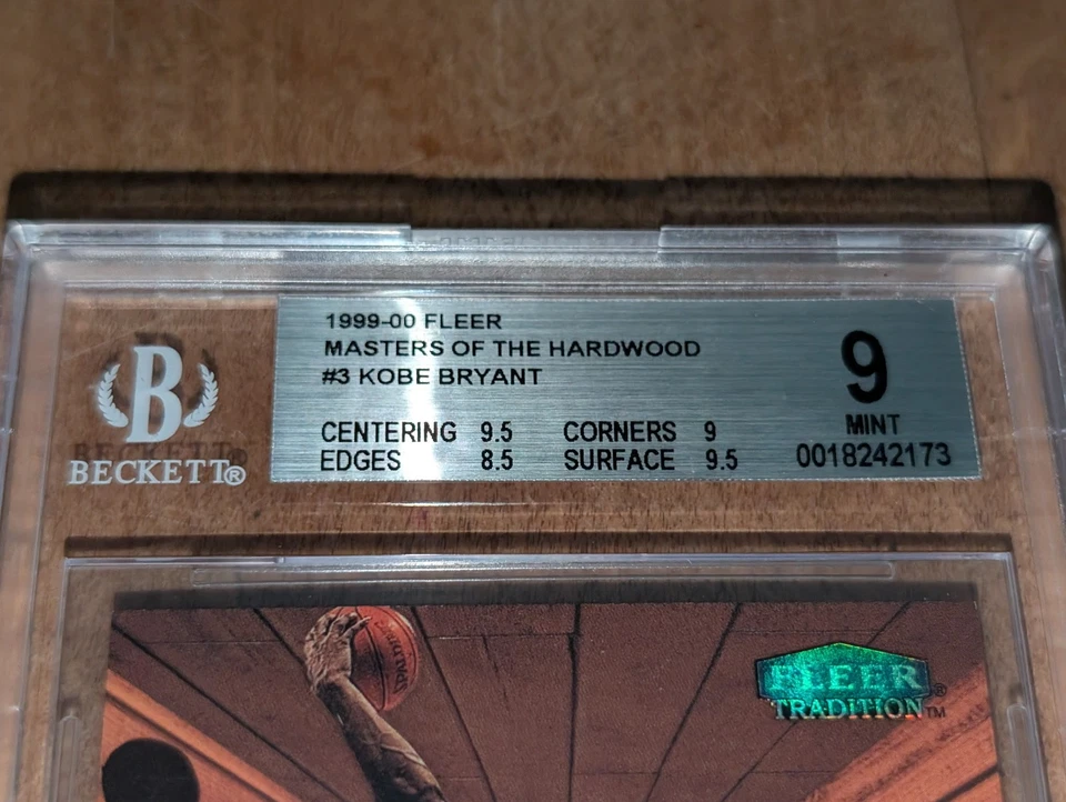 Fleer Tradition Masters Of The Hardwood #3 1999 Kobe Bryant BGS 9 como nuevo SSP raro Foto 2 de 3