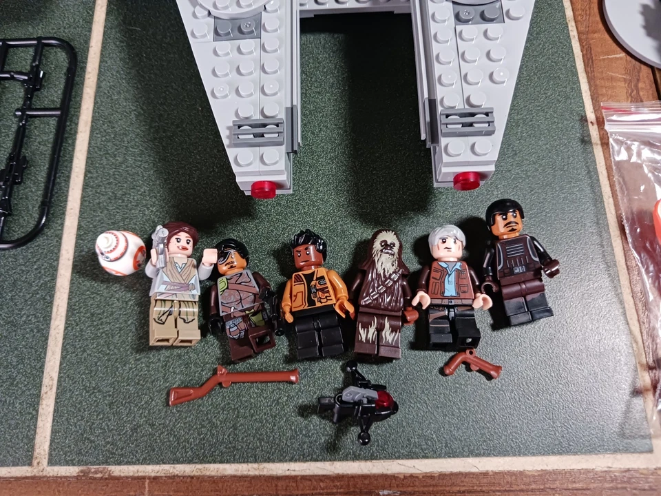 Space Wars Millenium Falcon Lepin Building Blocks NOT  Star Wars w/ Box - Image 2 of 4