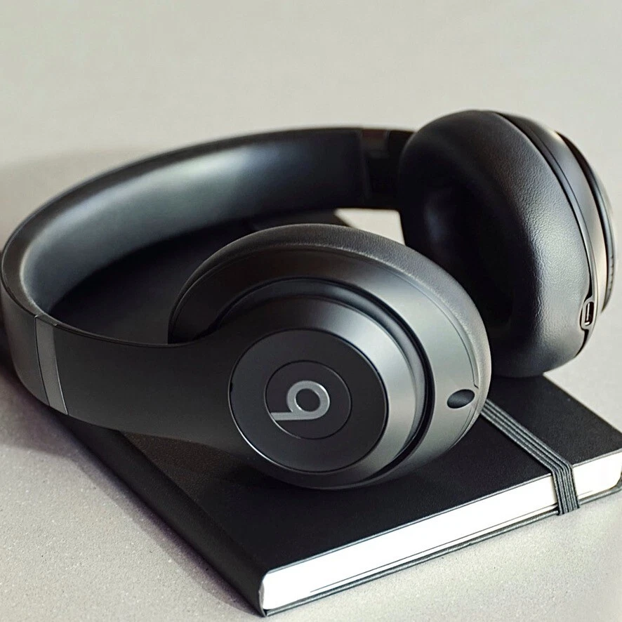 Beats Studio Pro Bluetooth Wireless Headphones - Deep Brown