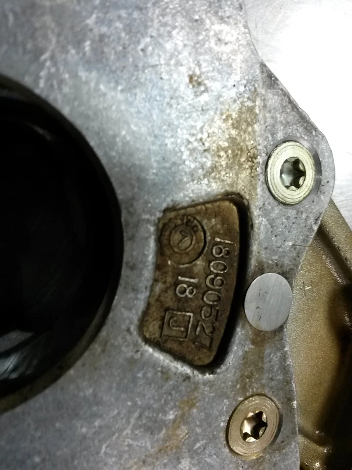 Bomba de óleo do motor de 1998 Lincoln Continental 4.6 - Imagem 4 de 4