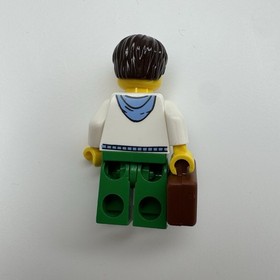 Retired LEGO CITY: Small Car (3177); 100% Complete w/o Manual & Box