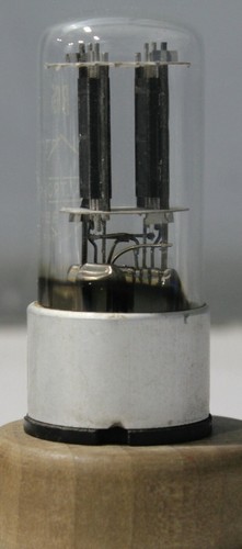 B65 6SN7GT GEC Metal Base Made in England Amplitrex Tested 1MP #665005 - Picture 5 of 8