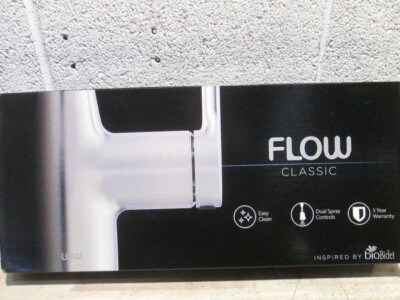 FLOW Classic Series Single-Handle Pull-Down Sprayer Kitchen Faucet Matte Black