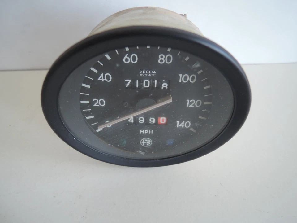 ALFA ROMEO 1750 BERLINA Used Original VEGLIA BORLETTI 140 MPH SPEEDOMETER - Image 2 of 4