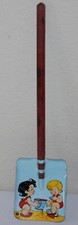 VINTAGE CHILD'S SAND BEACH 17 INCH SHOVEL TOY METAL TIN LITHO TOY OHIO ART CO