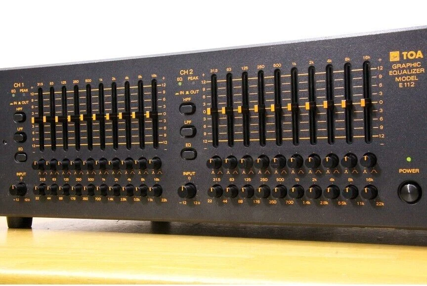 TOA E-112 Graphic Equalizer AC 100V 50/60Hz 17W Excellent Tested Japan - Image 4 of 4