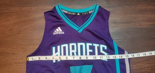 Jeremy Lin #7 Charlotte Hornets Adidas NBA Youth Small Length +2 Jersey - Picture 5 of 7