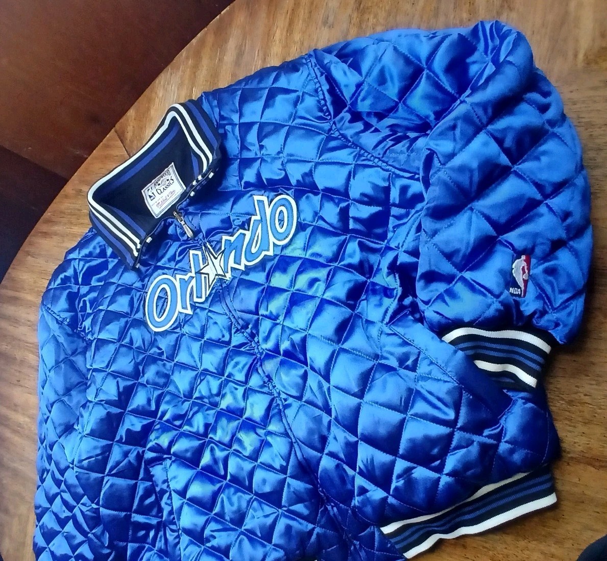 Mitchell & Ness Throwback Satin Jacket Magic 3XL … - image 4