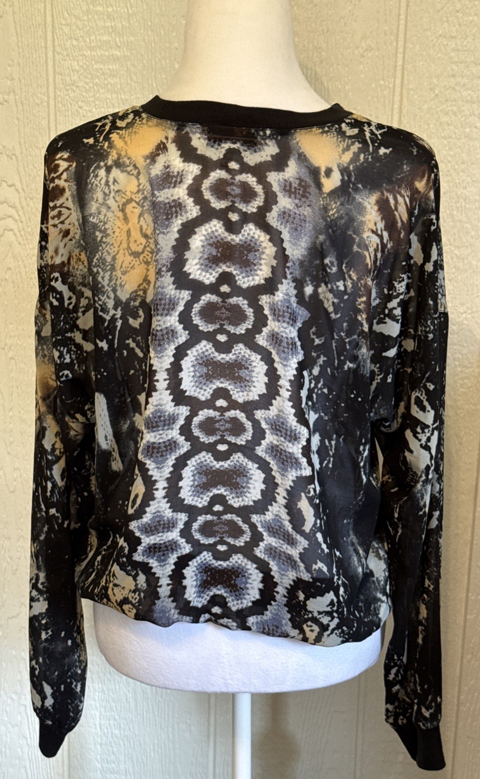 Cabi Snakeskin Sheer Pullover Blouse Python Size … - image 5