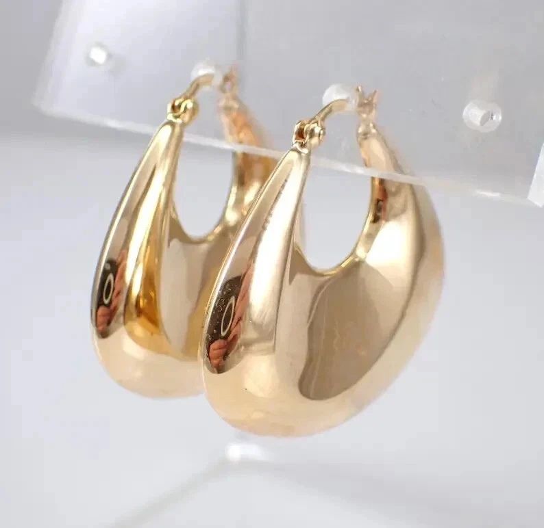 Delicados aretes tipo argolla Huggie gruesos vintage enchapados en oro amarillo de 14K para mujer Foto 2 de 4