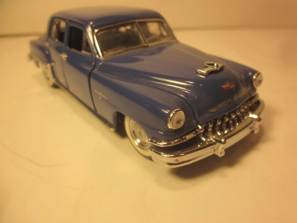 FRANKLIN COMO NUEVO 1/43 DIECAST "1952 DESOTO FIREDOM 8 SEDÁN" CLÁSICO SERIE AÑOS 50 Foto 4 de 4