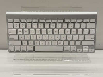 Apple Wireless Bluetooth Keyboard A1314 Mac Silver Aluminium Nice Condition