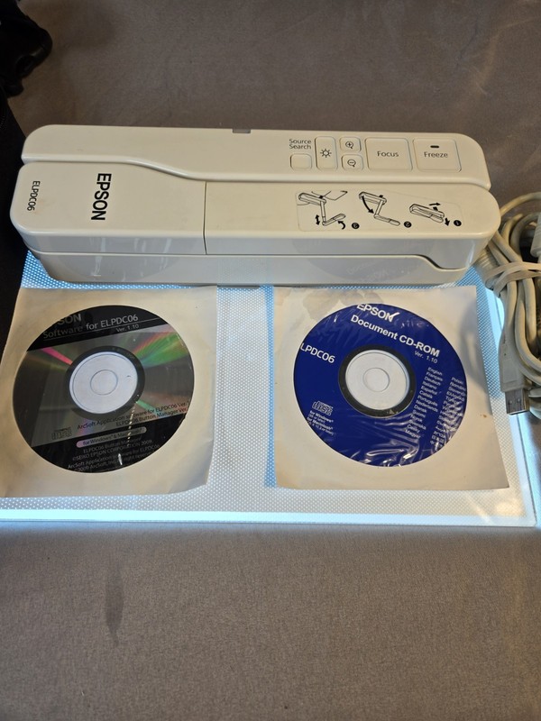 Epson ELPDC06 Document Camera Visual Presenter w/ Case, USB Cable & CDs