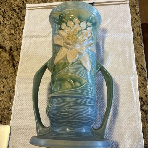 Roseville Water Lily Double Handle Floor Vase  82-14