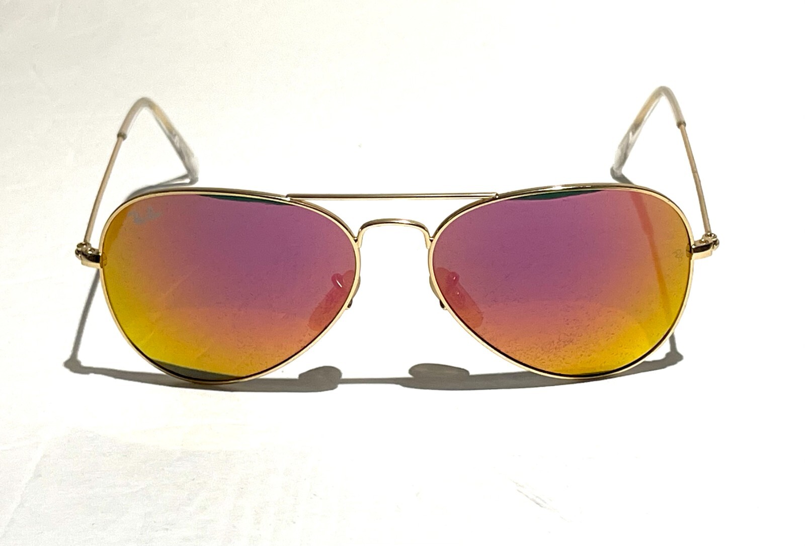 Lente flash Ray-Ban Aviator RB3025 112/4T Cyclamen con marco dorado mate 55 mm
