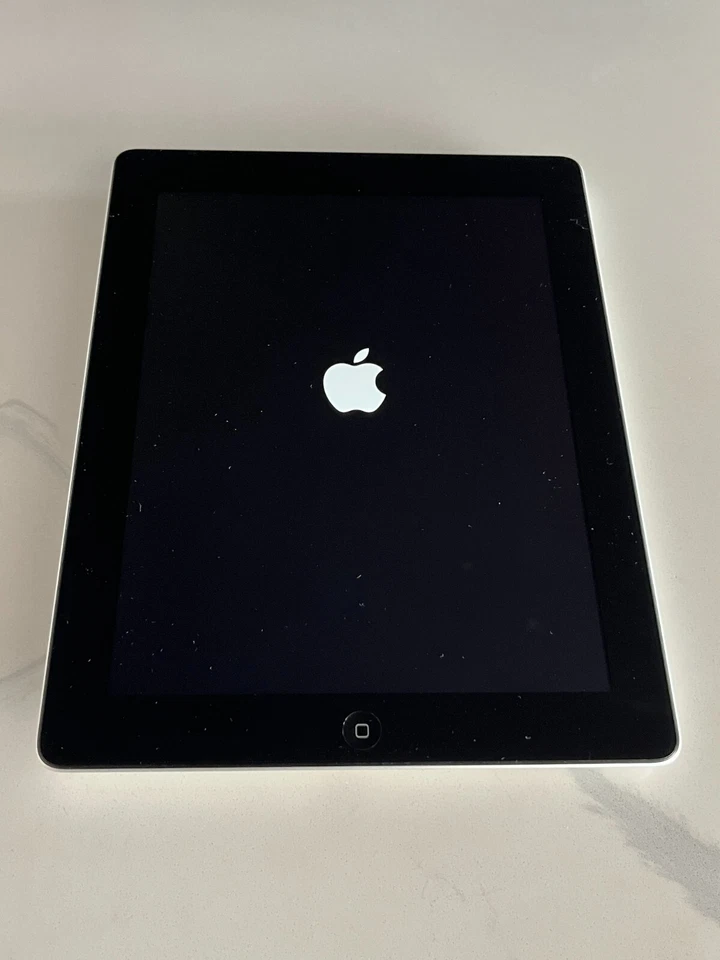 Apple iPad (4th Generation, Model #A1458, 16 GB, Wi-Fi, 9.7in, Black) - Image 2 of 4
