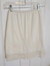 Vintage Monsanta Ivory Embroidered Nylon Half Slip Size Medium