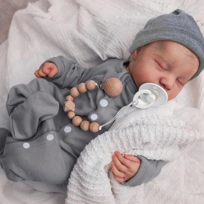 18-Inch Poseable Reborn Baby Doll Levi with Accessories - Lifelike Fun for Kids