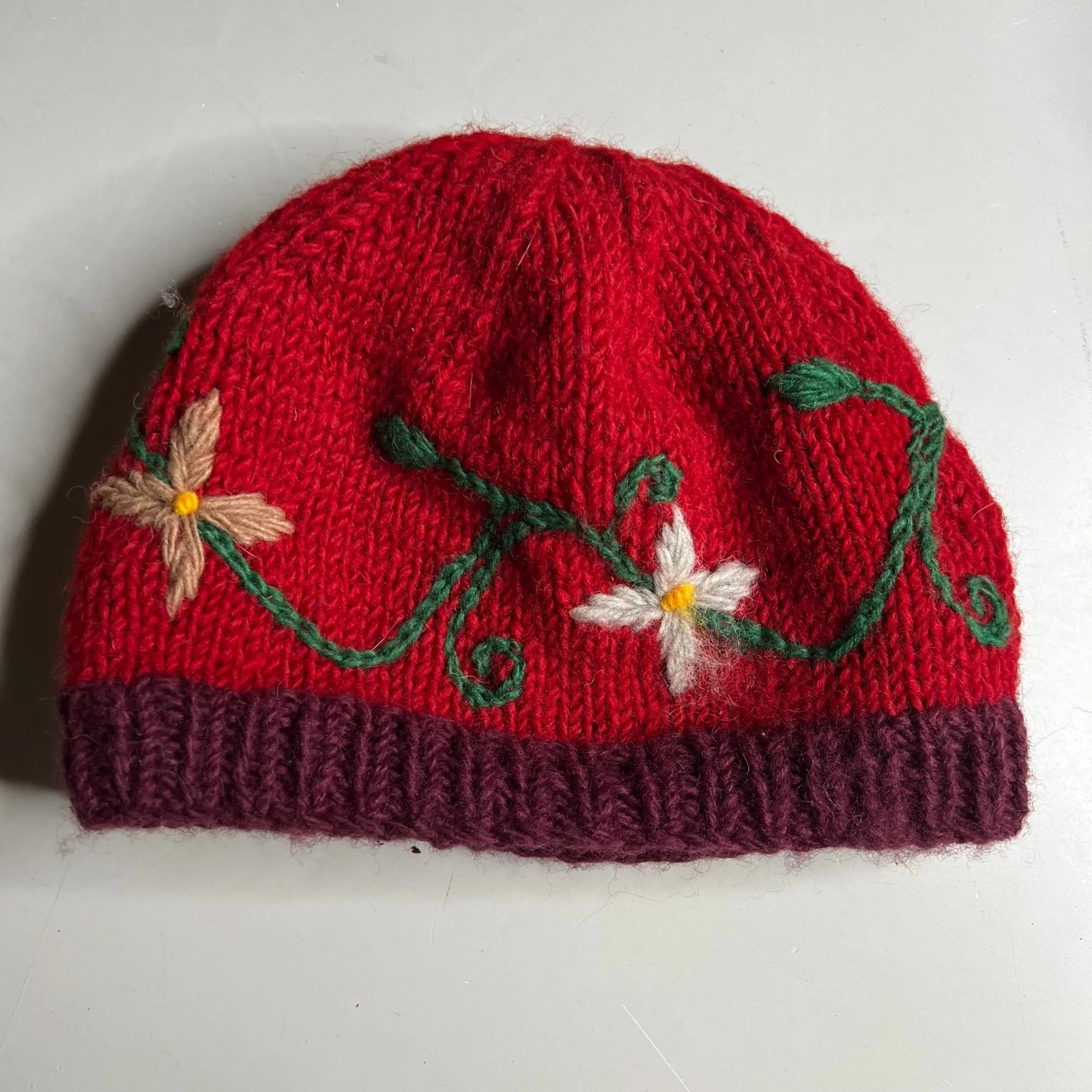 Ganesh Himal 100% Wool Hand Knit Floral Beanie Red Purple Fleece Lined Nepal