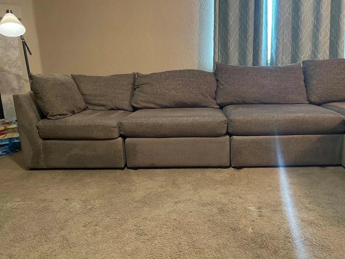 Bassett Sectional Sofas Baci Living Room