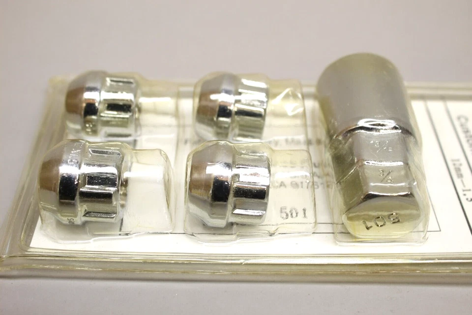 4 Pc Chrome CUSTOM WHEEL LOCKS LOCKING LUGS Accessories Plus 12mm-1.5 — 第 3/3 张图片