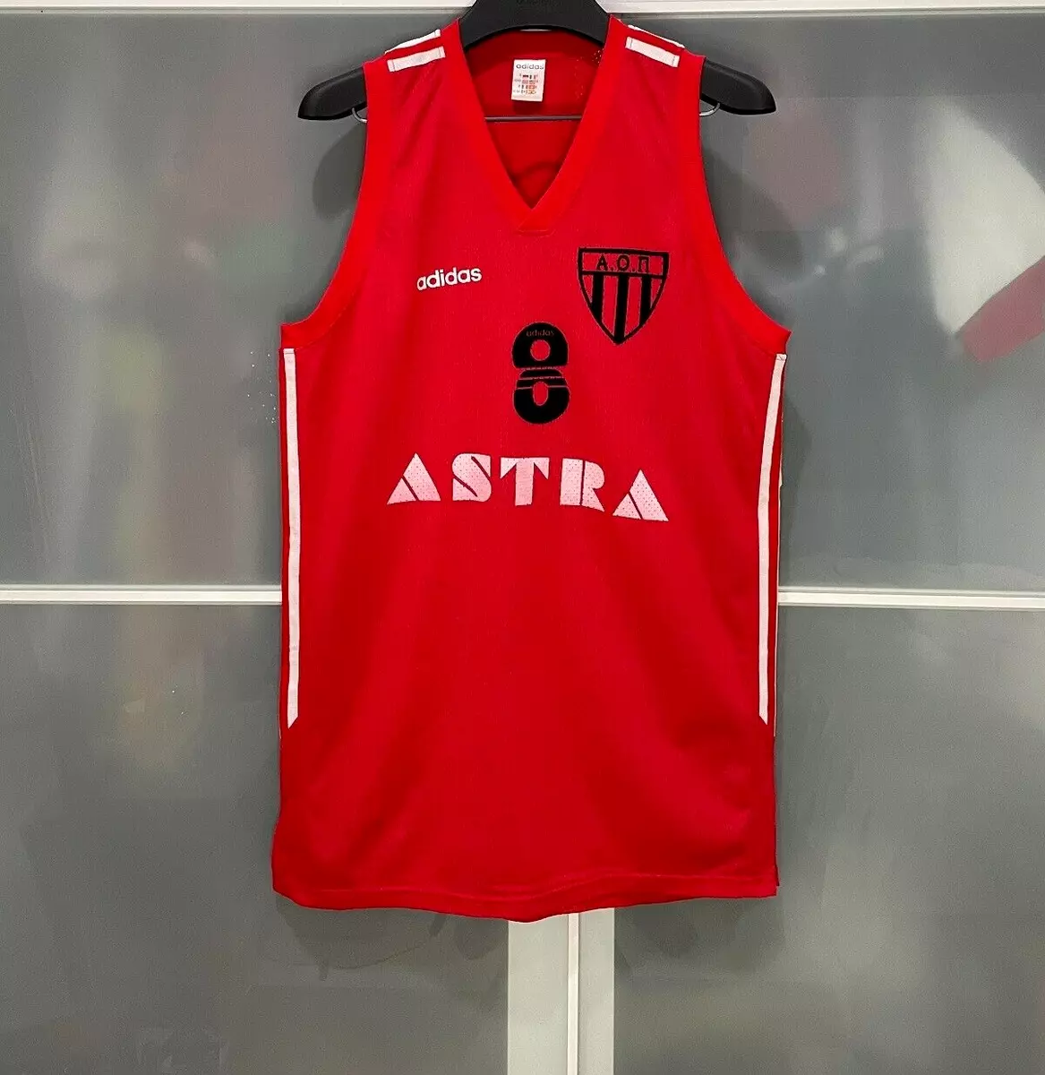 Adidas hot sale basketball gear