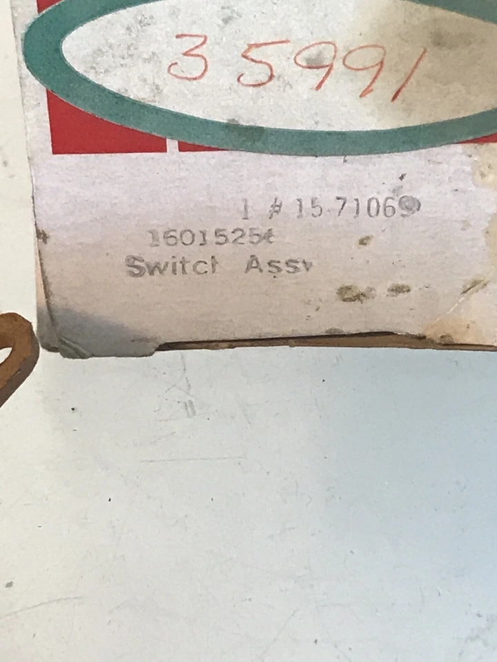 Новый из старых запасов оригинальный производитель 1982-1985 Chevrolet Impala & Caprice переключатель нагревателя и вентилятора переменного тока #16015256 - Изображение 2 из 4