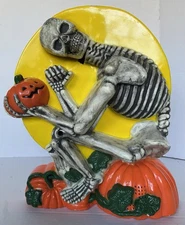 Skeleton “The Thinker” Paper Magic Group Halloween VTG 1998 Animatronic READ