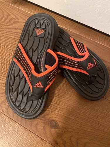 Sandali ciabatte Adidas infradito arancioni da ragazzo taglia US 1 giovani usati