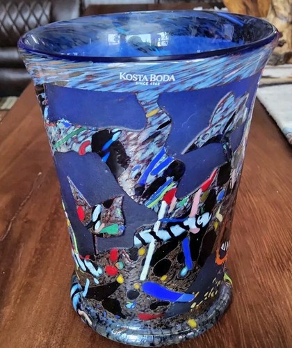 Kosta Boda Bertil Vallien Retired Multi-color Art Glass Vase Bird Motif 5 3/4"T - Picture 7 of 10